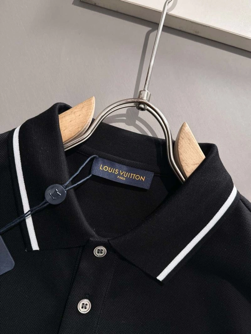 TravelReady Louis Vuitton T-Shirts 132547