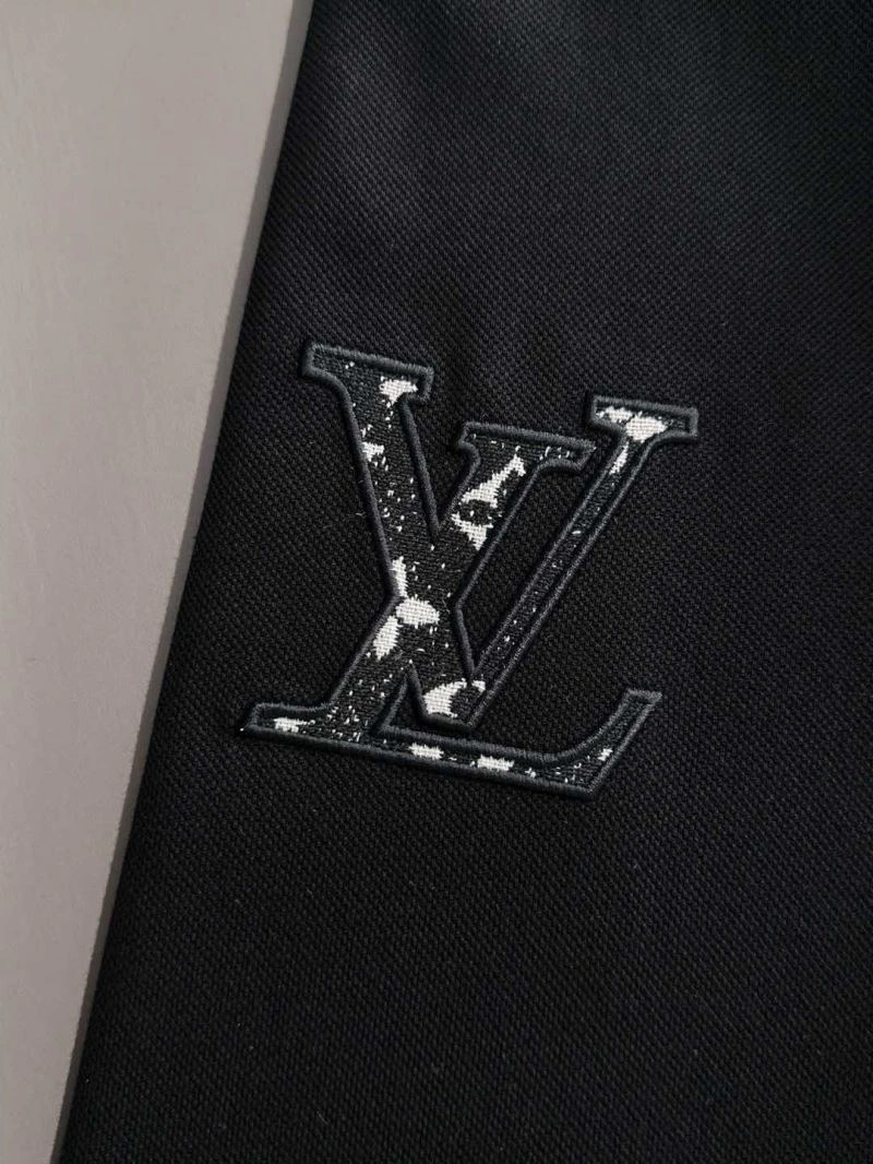 TravelReady Louis Vuitton T-Shirts 132547