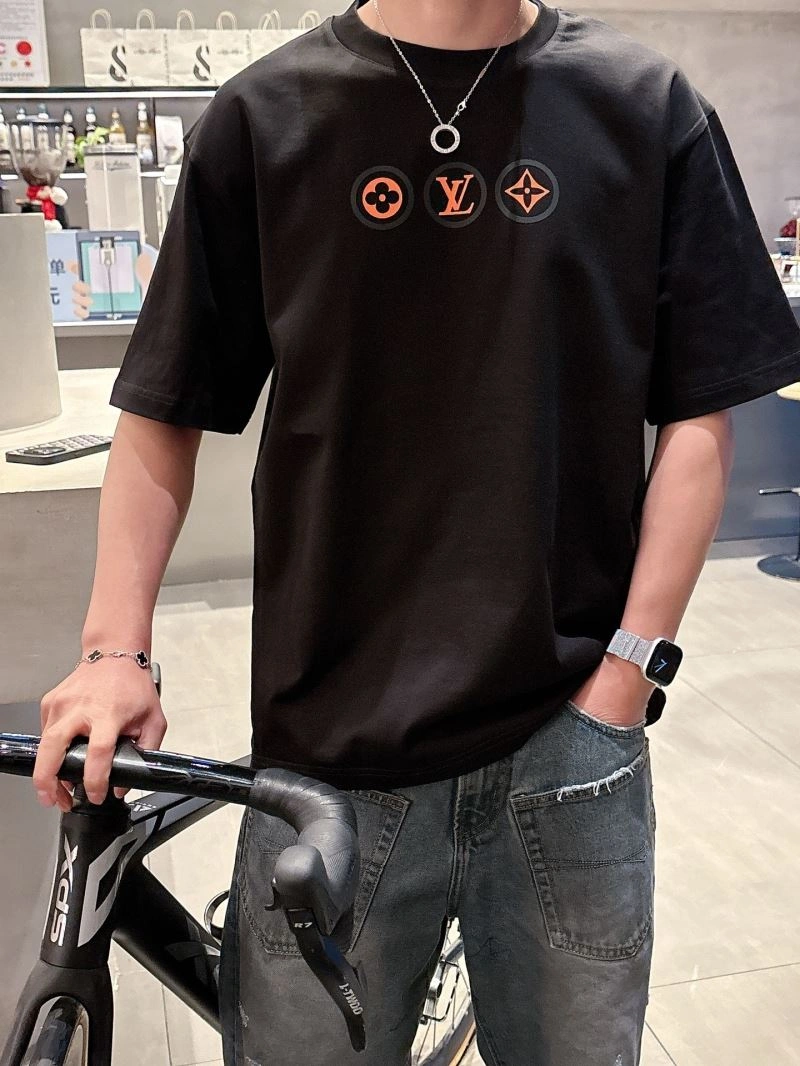 Louis Vuitton T-Shirts Breathable 132542