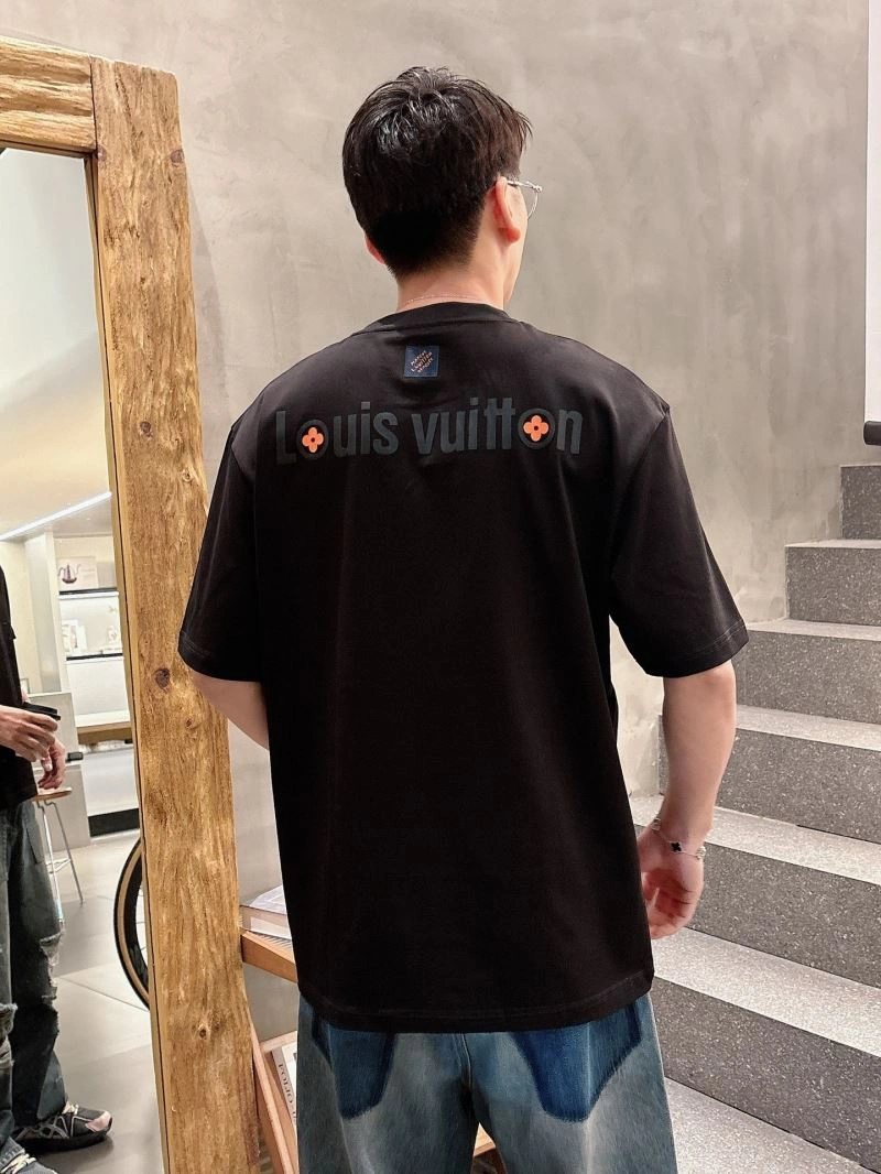 Louis Vuitton T-Shirts Breathable 132542