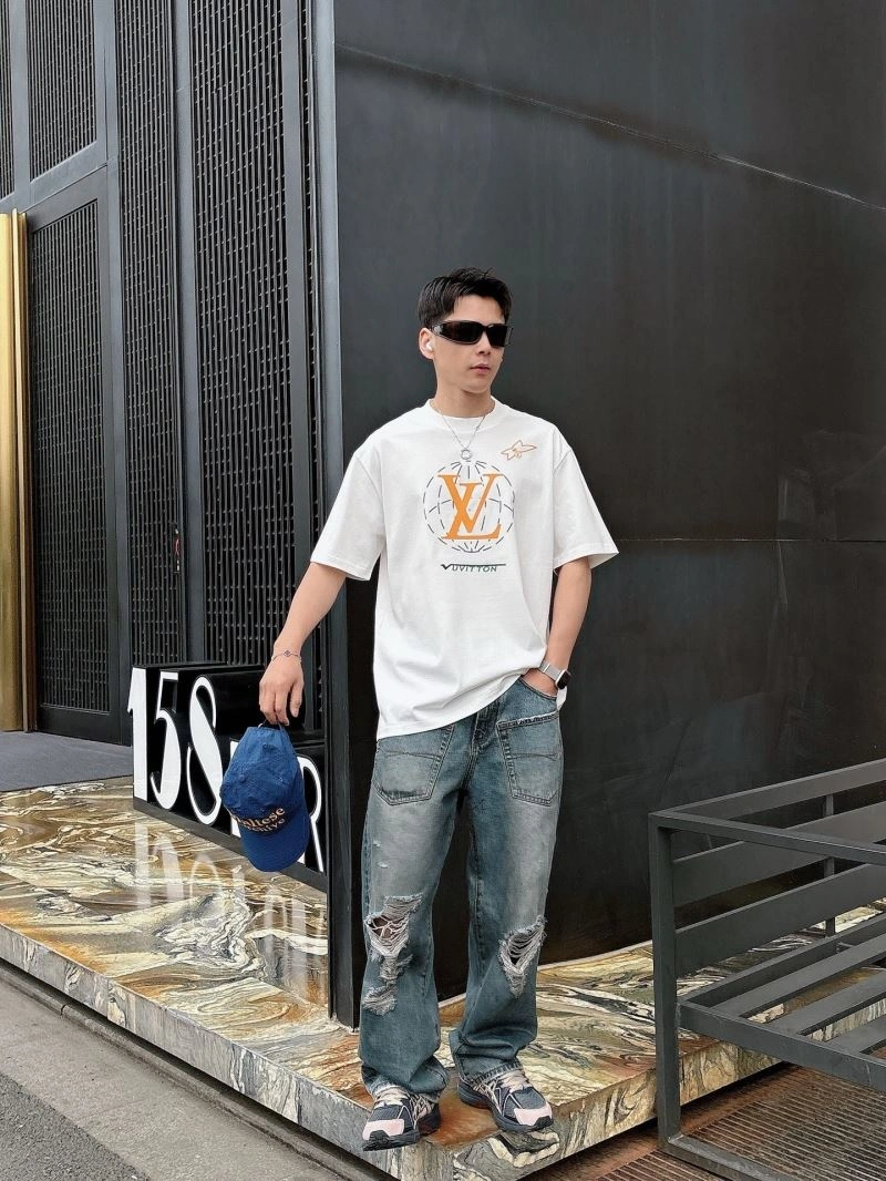 Louis Vuitton T-Shirts SmoothTexture 132553