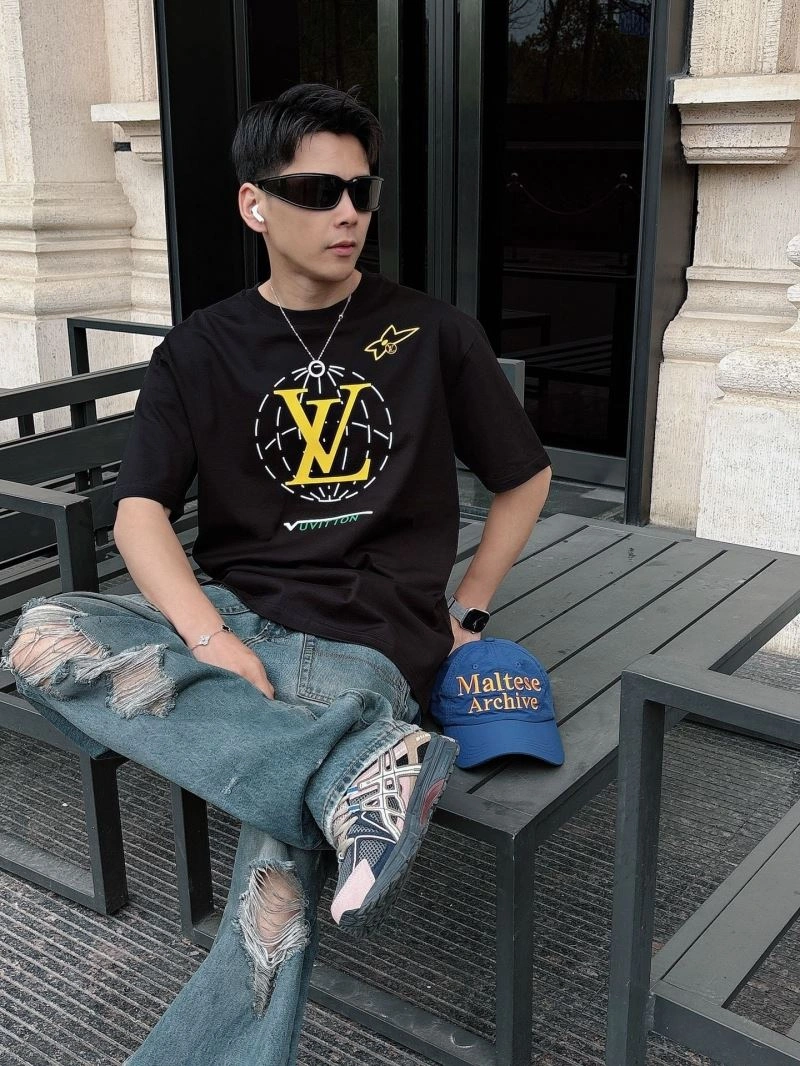 Louis Vuitton T-Shirts SmoothTexture 132532