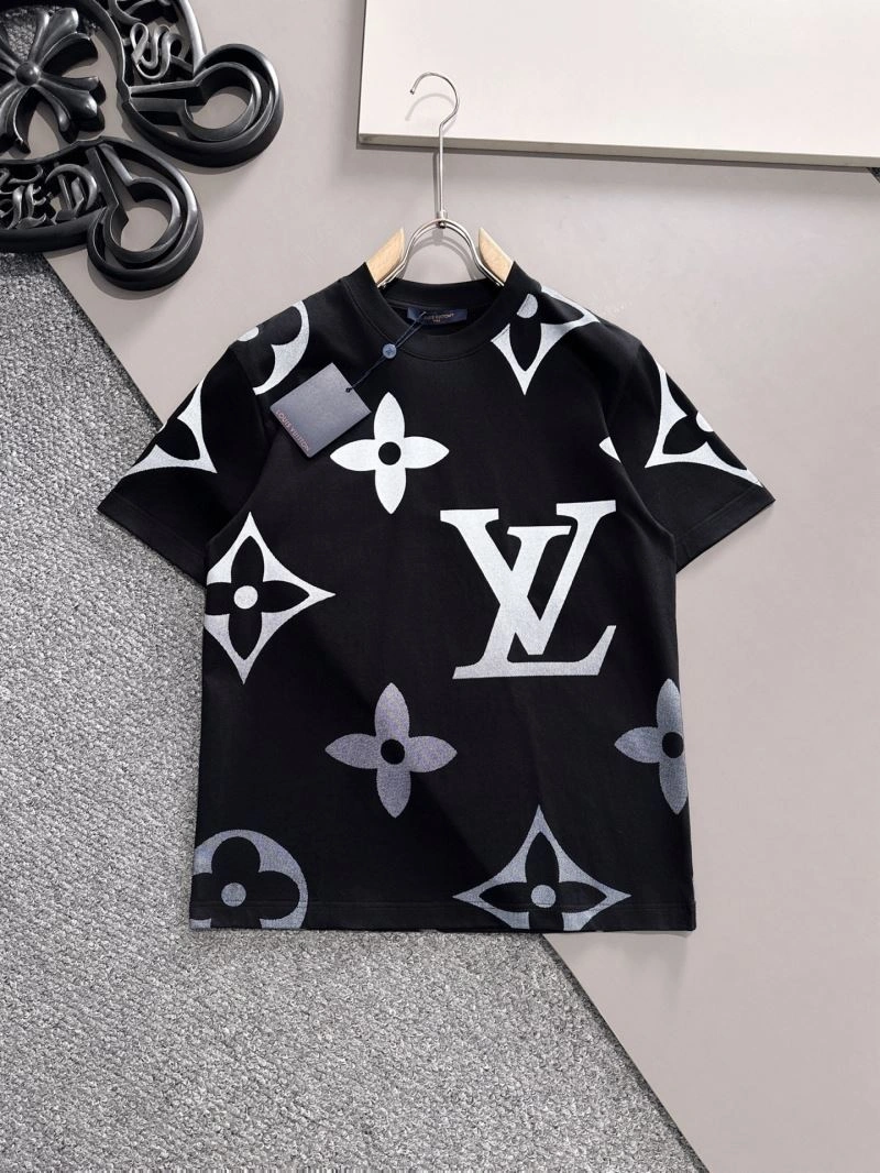 Attractive Louis Vuitton T-Shirts 132560