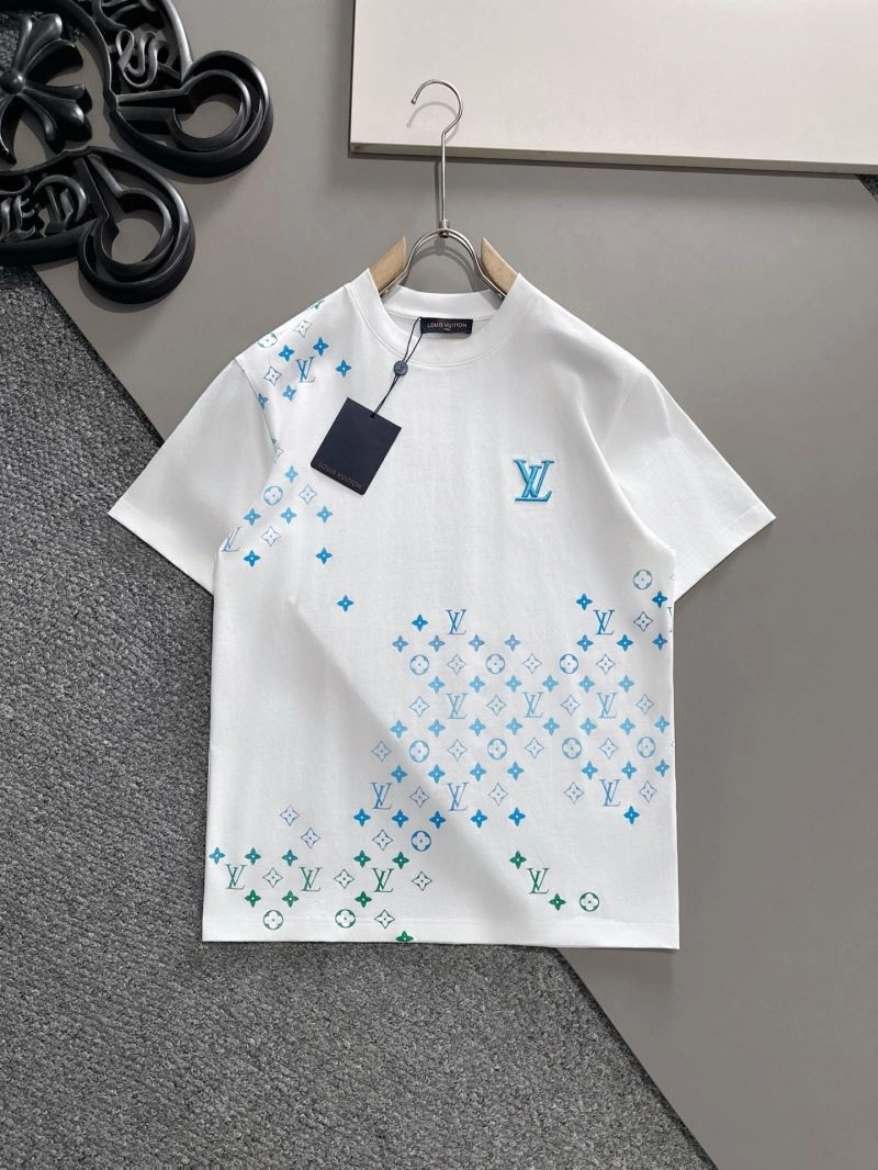 Louis Vuitton T-Shirts Versatile 132535