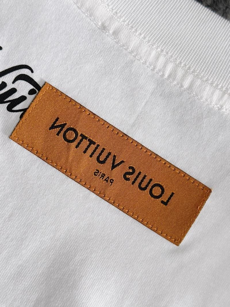 Cozy Louis Vuitton T-Shirts 132550