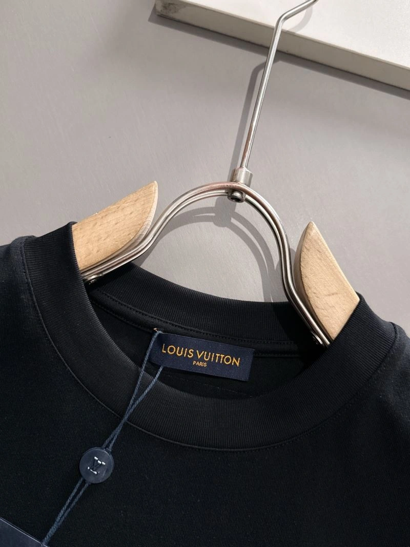 SunProtective Louis Vuitton T-Shirts 132605