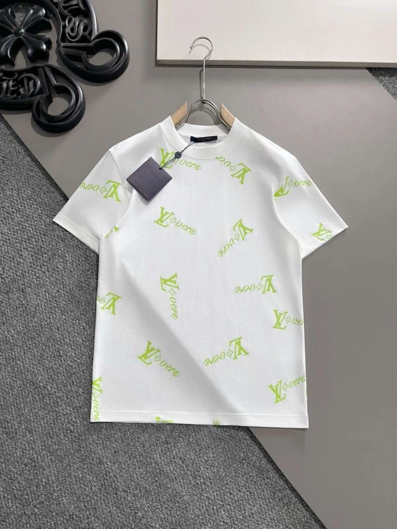 Louis Vuitton T-Shirts WrinkleFree 132529