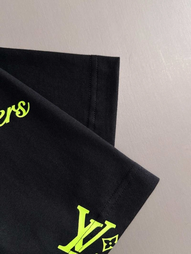 Louis Vuitton T-Shirts Comfortable 132528