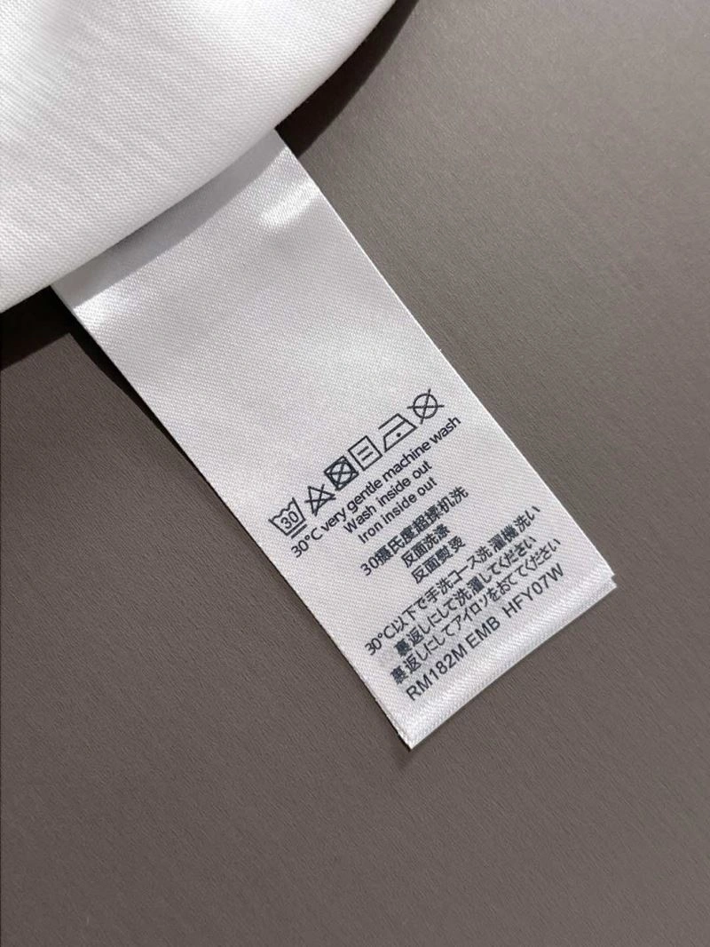 Louis Vuitton T-Shirts WeatherProof 132525