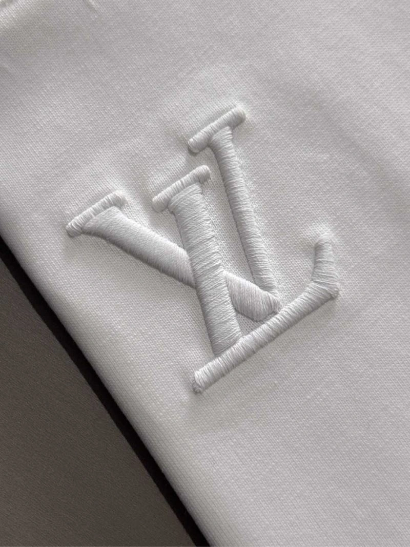 Louis Vuitton T-Shirts ZipUp 132527