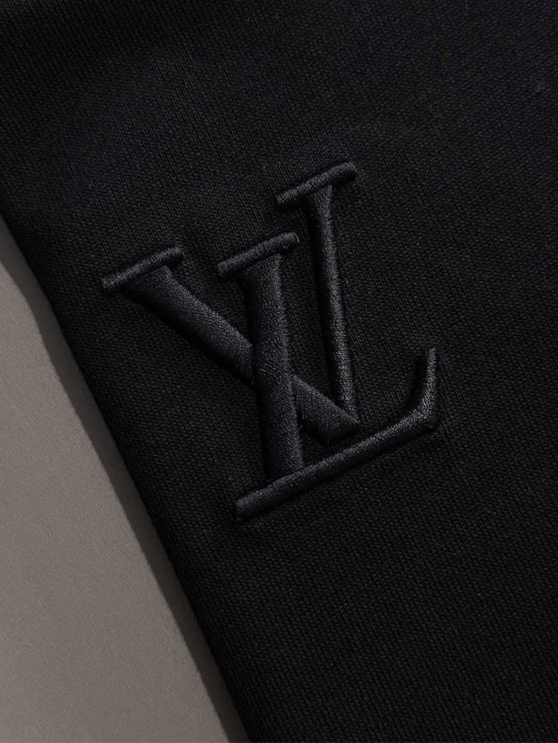 Louis Vuitton T-Shirts AllSeason 132524