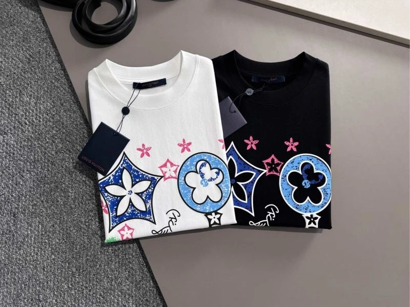 Upgraded Louis Vuitton T-Shirts 132521