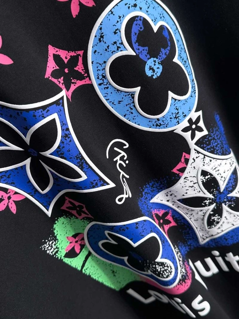 Upgraded Louis Vuitton T-Shirts 132521