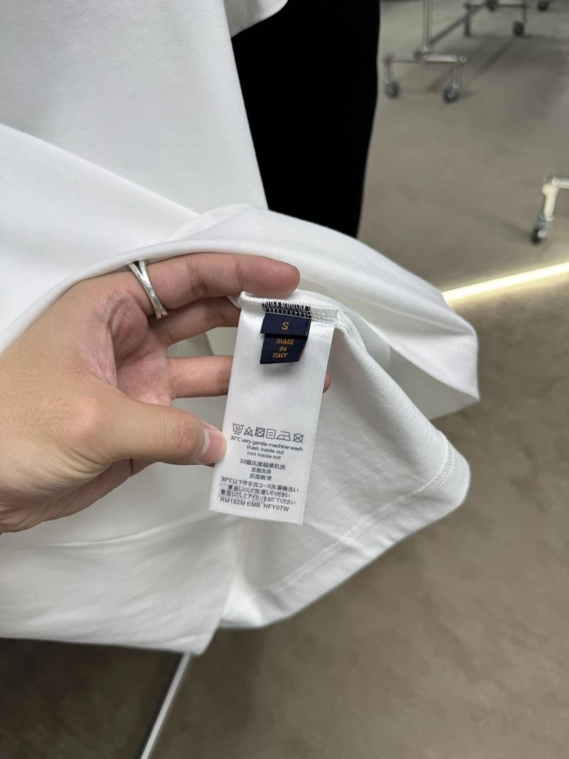 Unique Louis Vuitton T-Shirts 132508