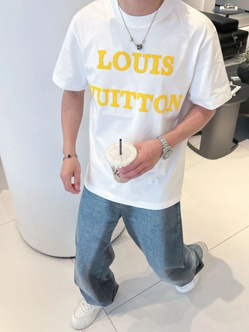 Louis Vuitton T-Shirts WrinkleFree 132514