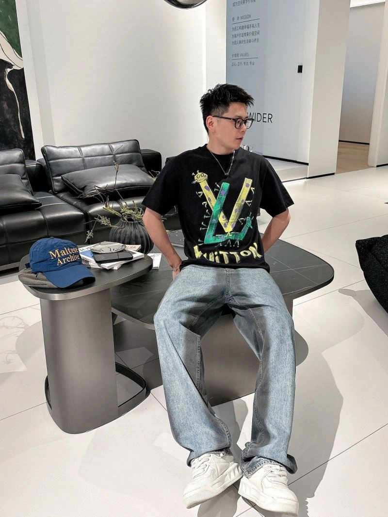 Durable Louis Vuitton T-Shirts 132513
