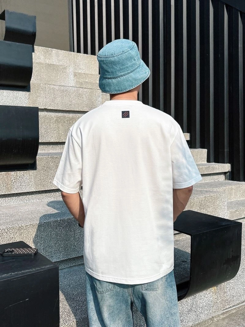 Louis Vuitton T-Shirts Versatile 132512