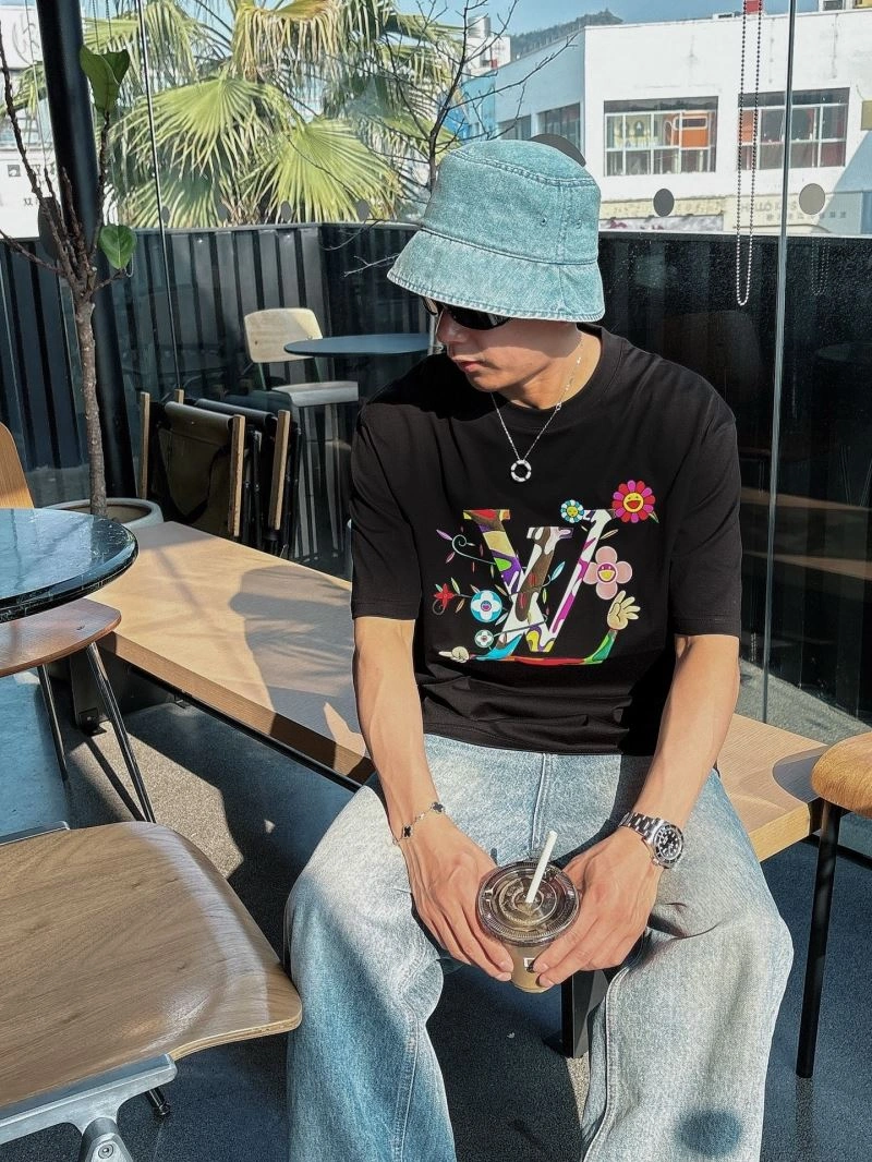 Louis Vuitton T-Shirts OdorResistant 132505