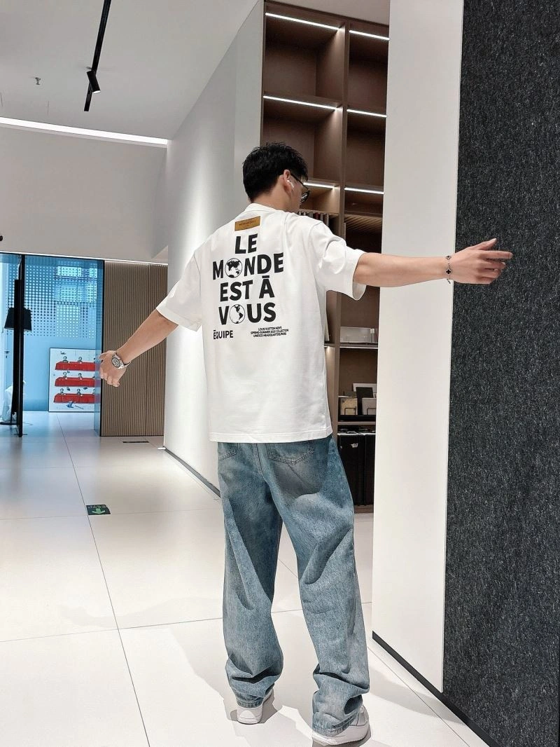 Timeless Louis Vuitton T-Shirts 132492