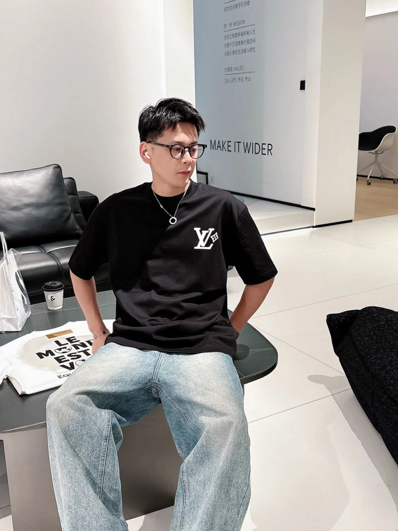 Louis Vuitton T-Shirts SmoothTexture 132506