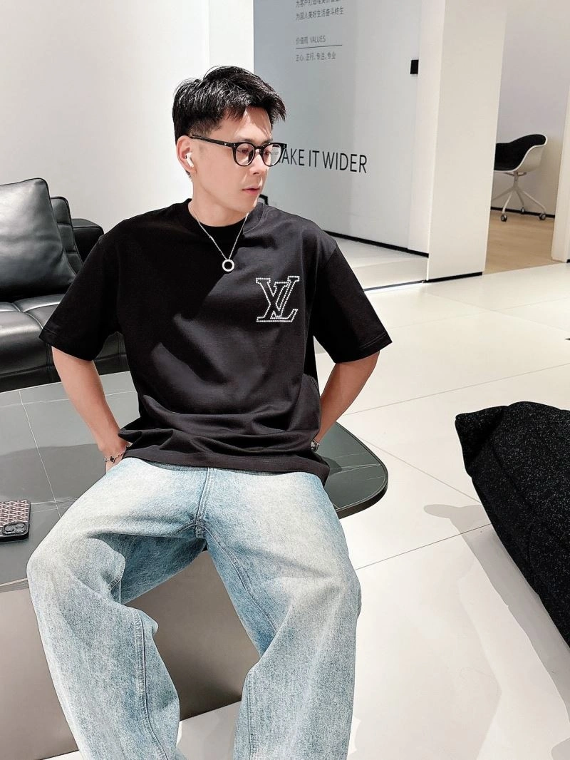 Louis Vuitton T-Shirts Unique 132501