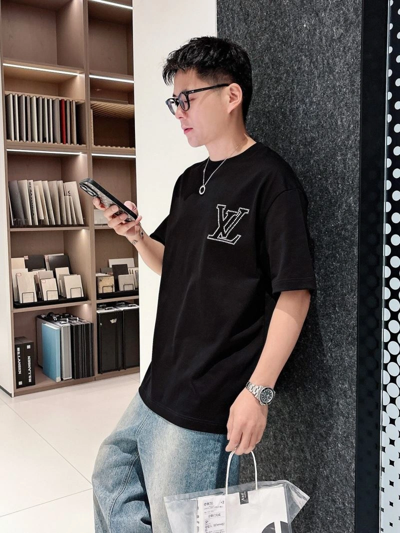 Louis Vuitton T-Shirts Unique 132501