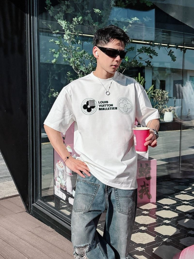 Affordable Louis Vuitton T-Shirts 132517