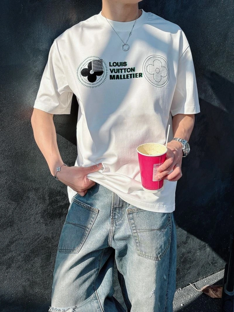 Affordable Louis Vuitton T-Shirts 132517