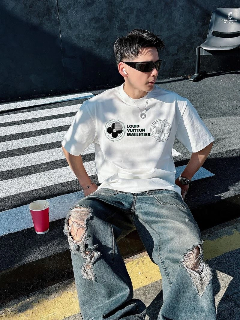 Affordable Louis Vuitton T-Shirts 132517