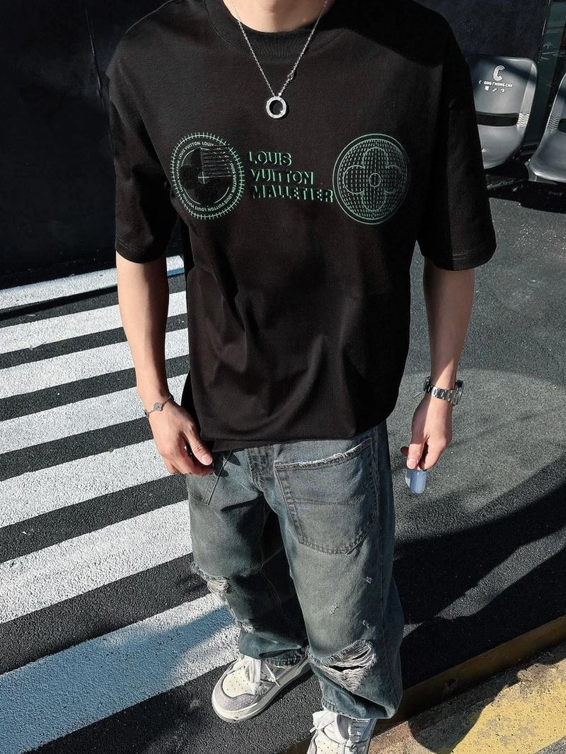 Louis Vuitton T-Shirts OdorResistant 132495