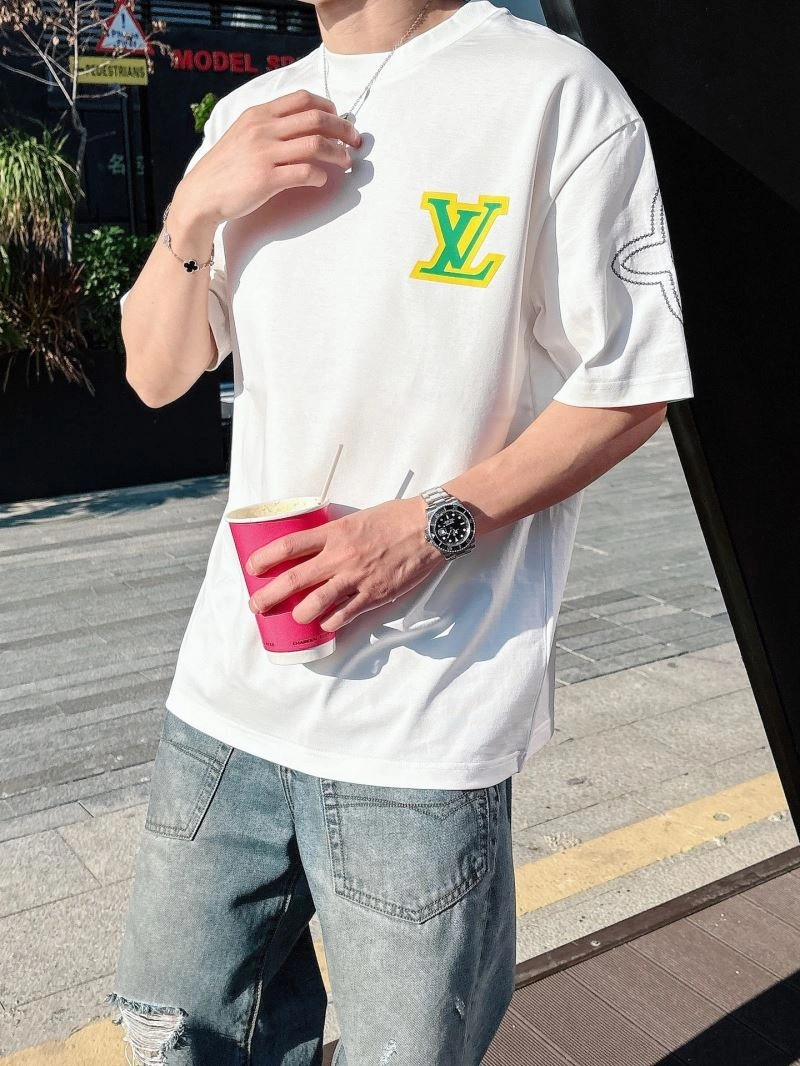 Louis Vuitton T-Shirts Lightweight 132500