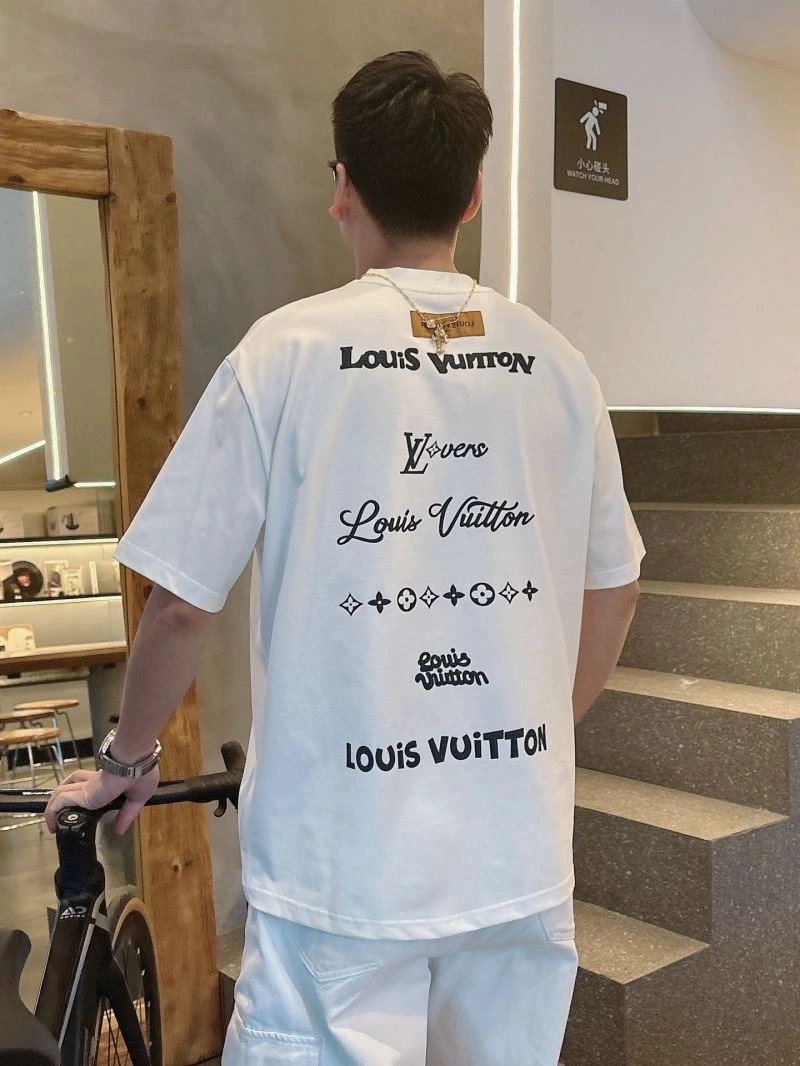 SmoothTexture Louis Vuitton T-Shirts 132497