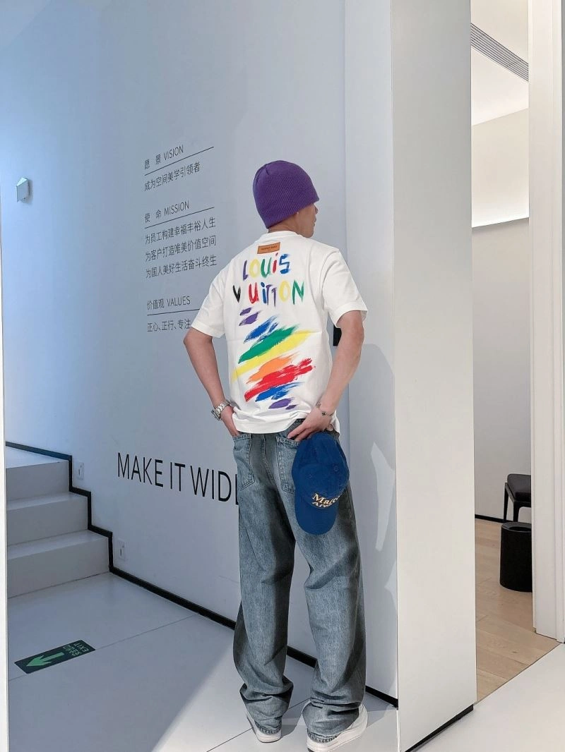 Louis Vuitton T-Shirts EasyMatch 132488