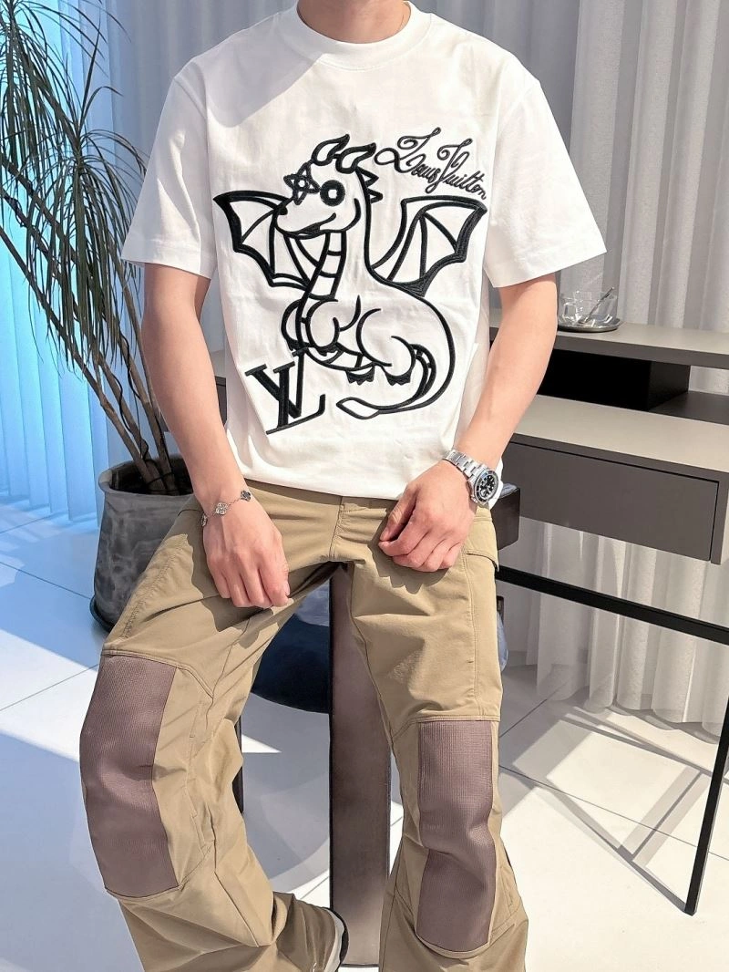 Bright Louis Vuitton T-Shirts 132484