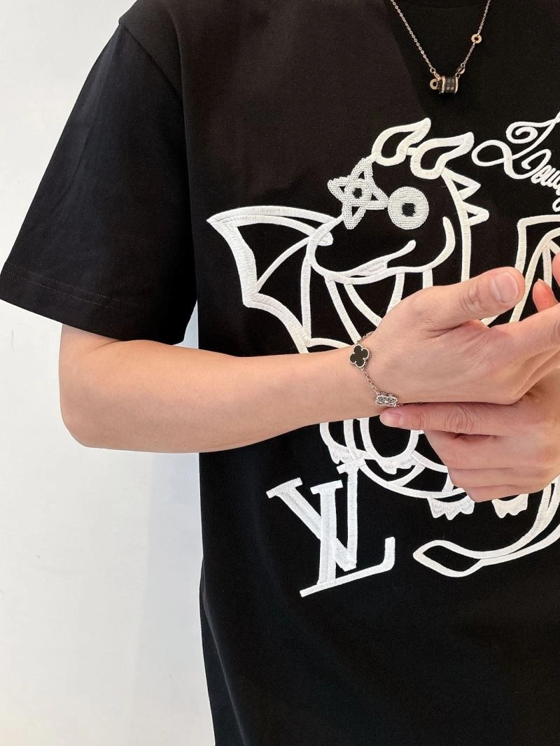Louis Vuitton T-Shirts Affordable 132486