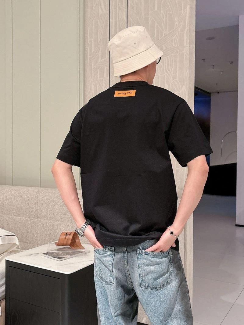 Louis Vuitton T-Shirts Trendy 132481
