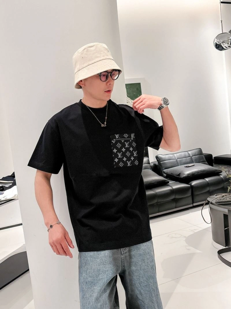 Louis Vuitton T-Shirts Trendy 132481