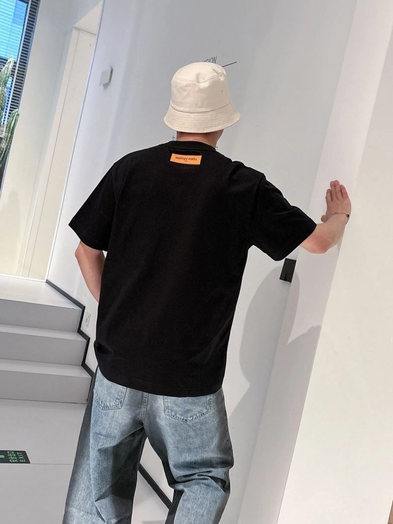 Louis Vuitton T-Shirts Trendy 132481