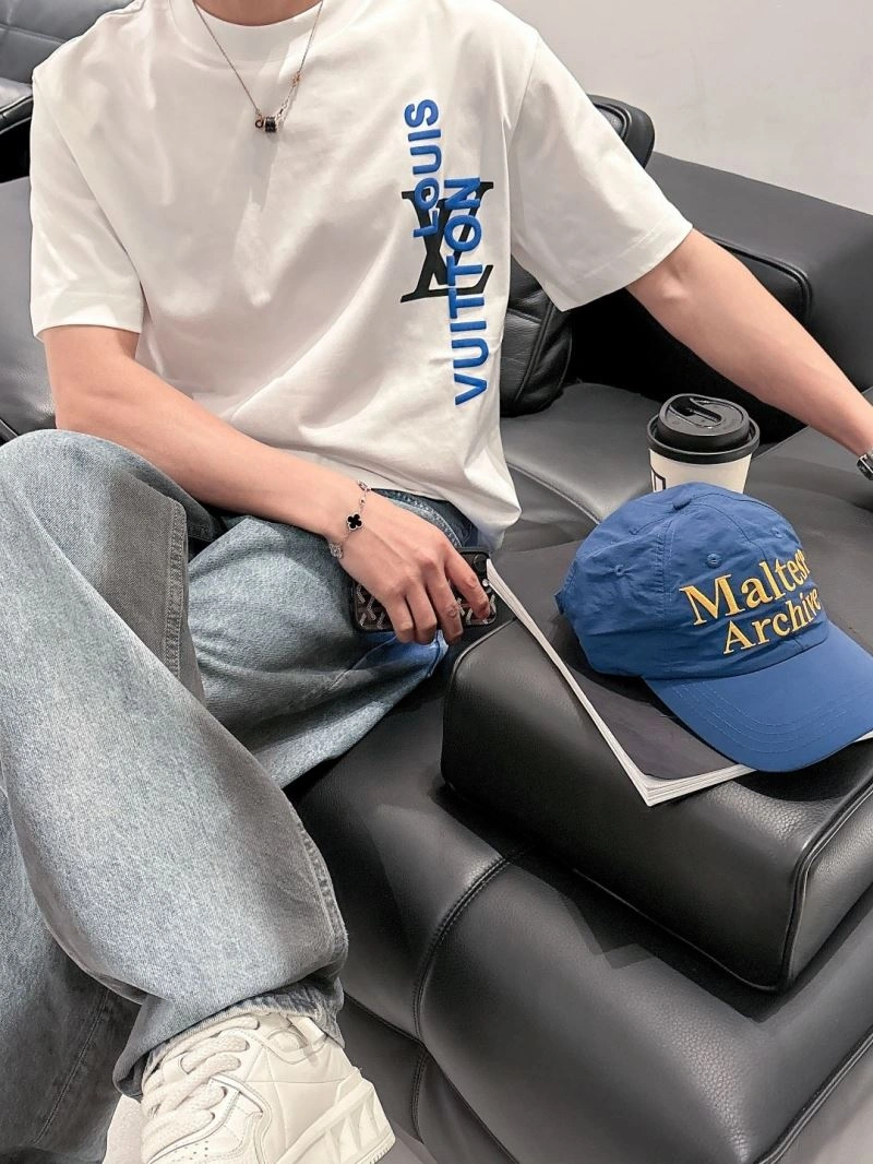 AllSeason Louis Vuitton T-Shirts 132483