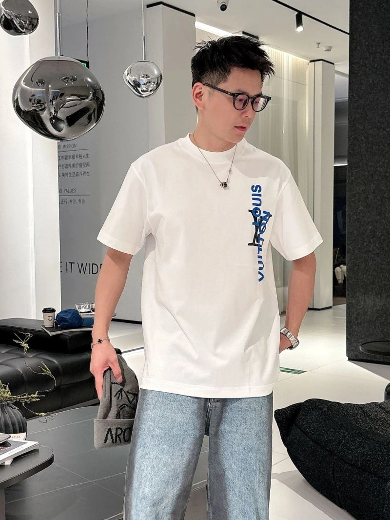 AllSeason Louis Vuitton T-Shirts 132483