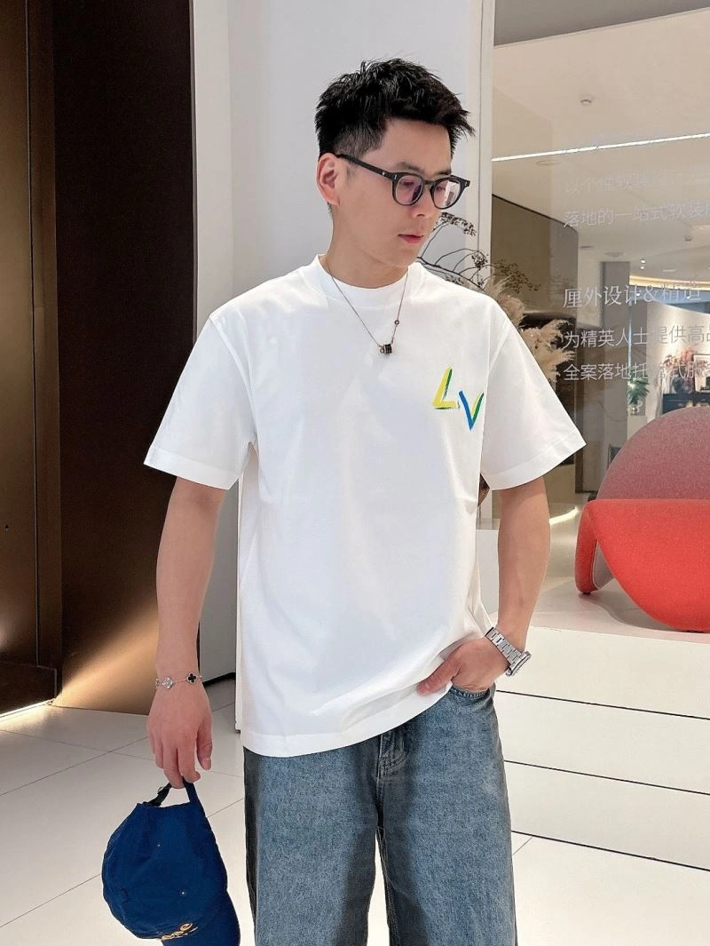 Louis Vuitton T-Shirts Durable 132478