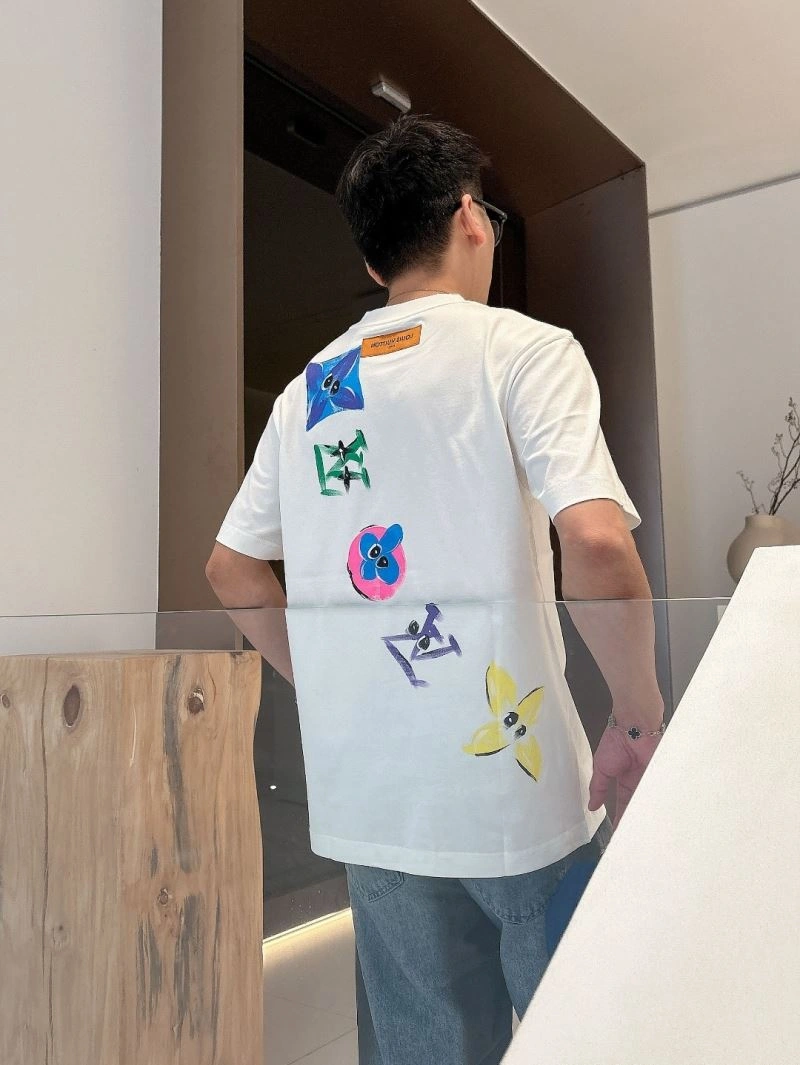 Louis Vuitton T-Shirts Durable 132478