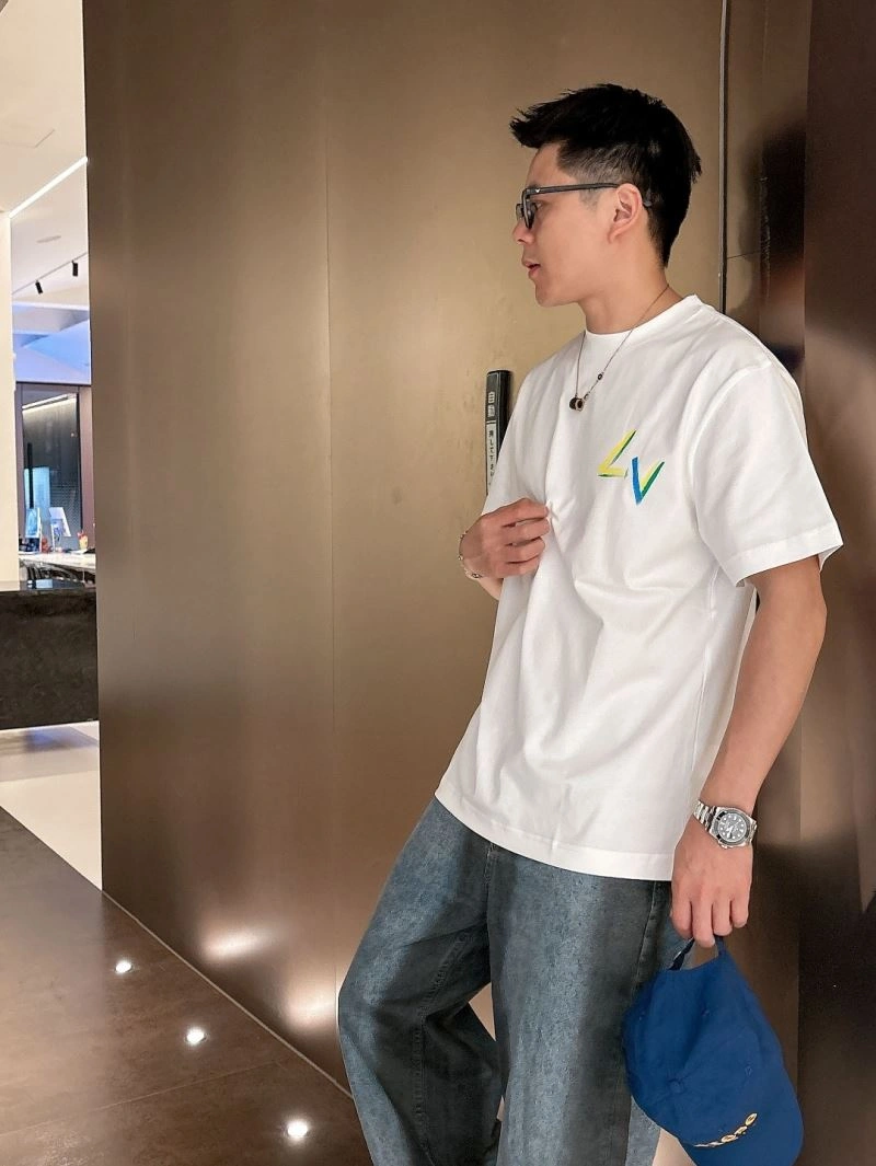 Louis Vuitton T-Shirts Durable 132478