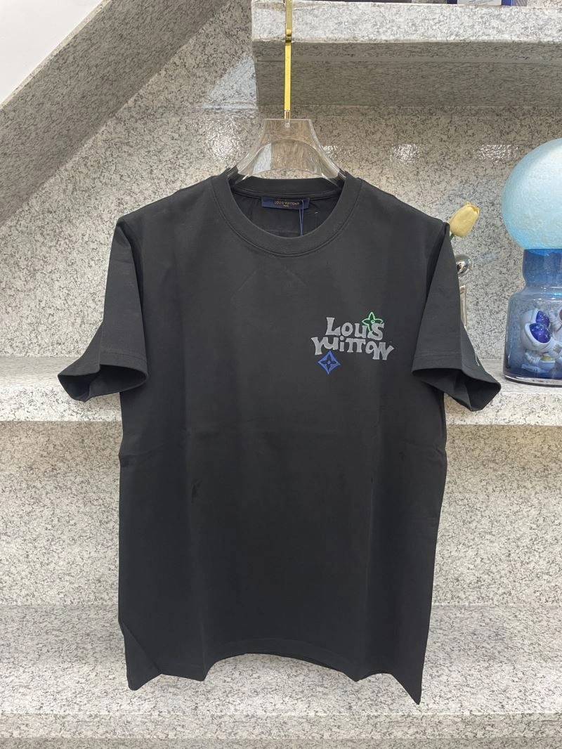 Trendy Louis Vuitton T-Shirts 132451