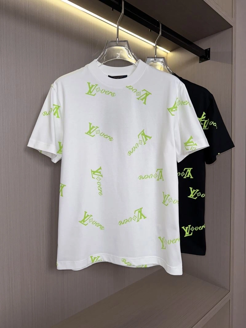 RelaxedFit Louis Vuitton T-Shirts 132455