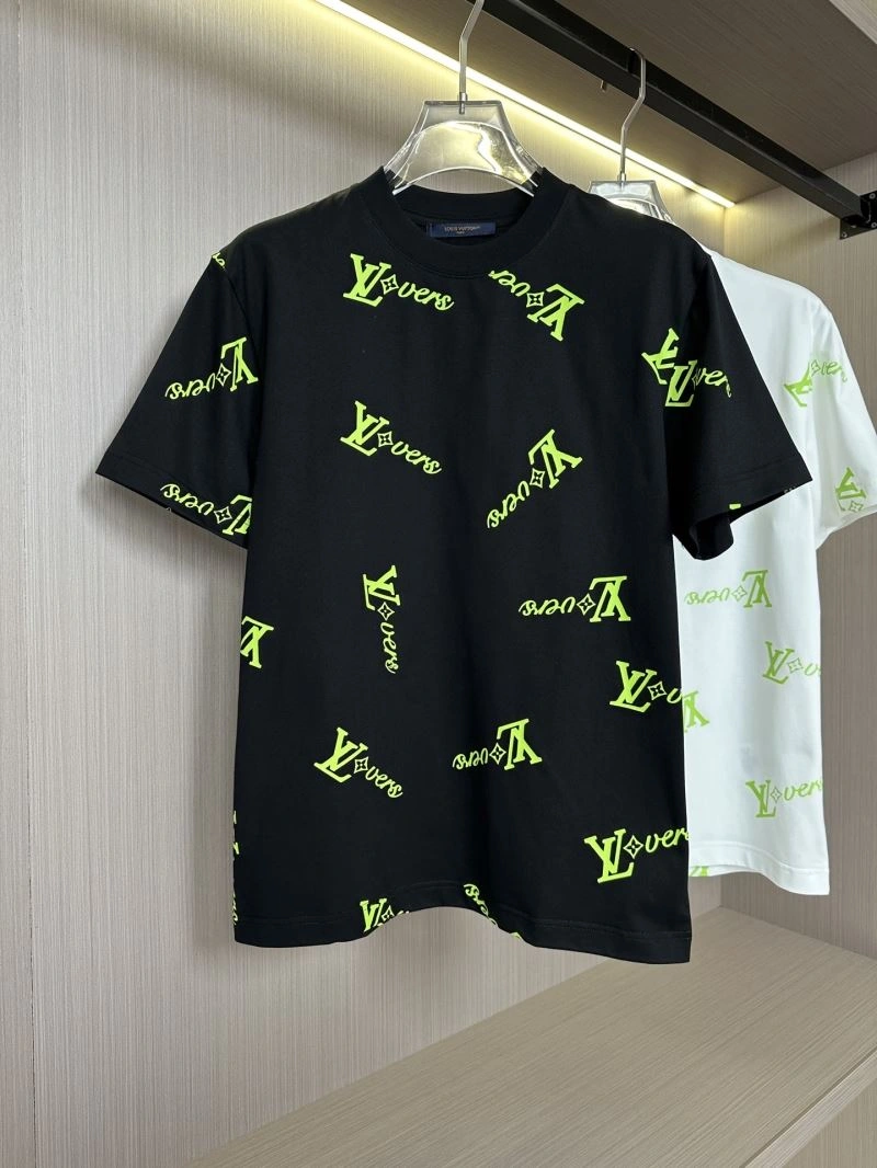 RelaxedFit Louis Vuitton T-Shirts 132455