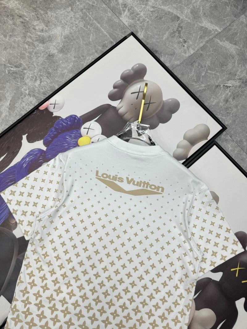 Louis Vuitton T-Shirts Comfortable 132465