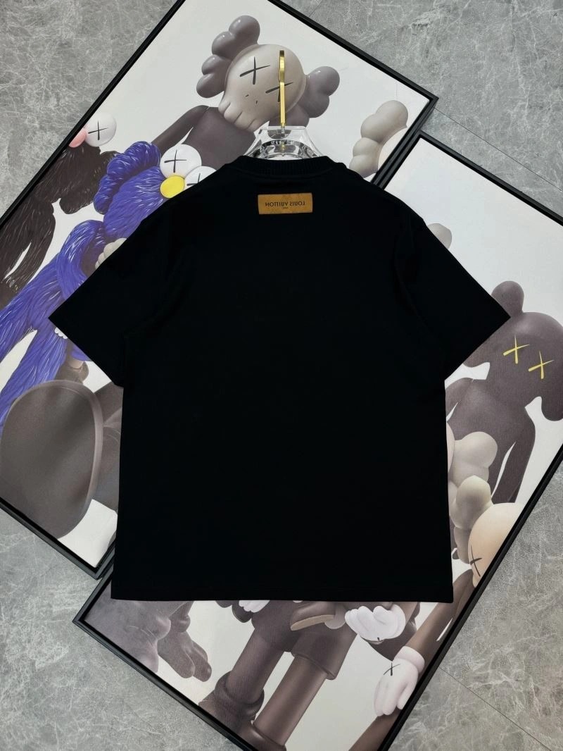 Trendsetting Louis Vuitton T-Shirts 132466