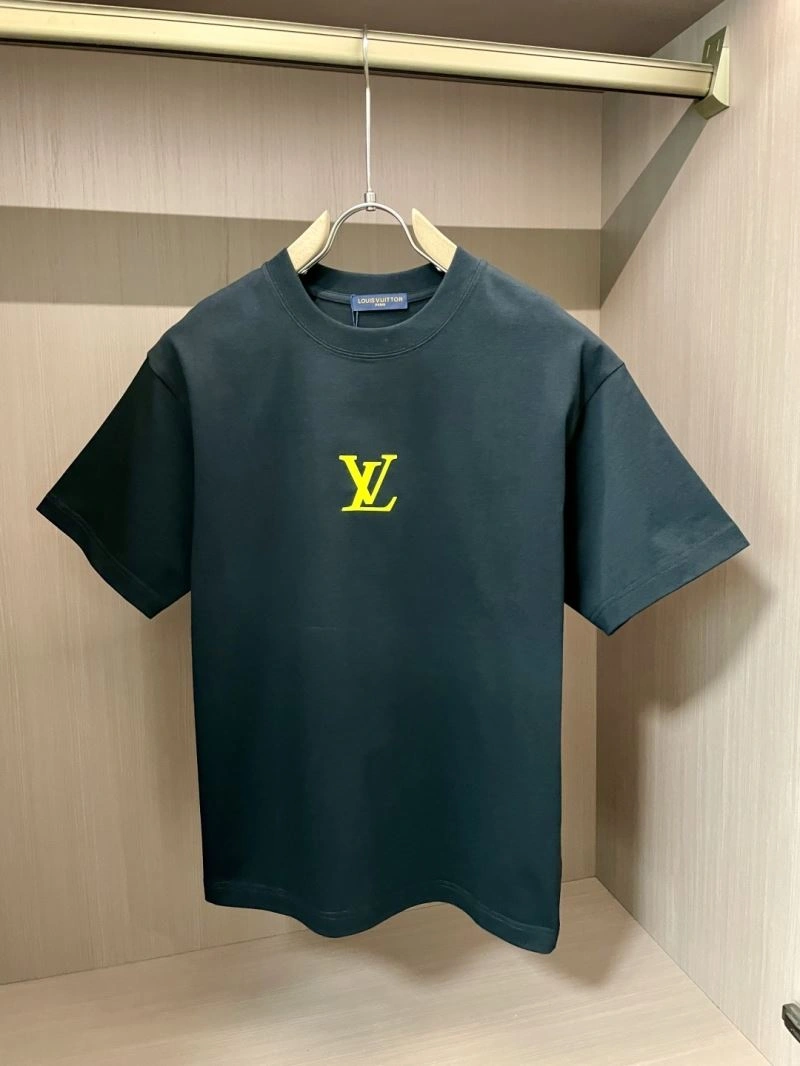 Louis Vuitton T-Shirts Effortless 132471