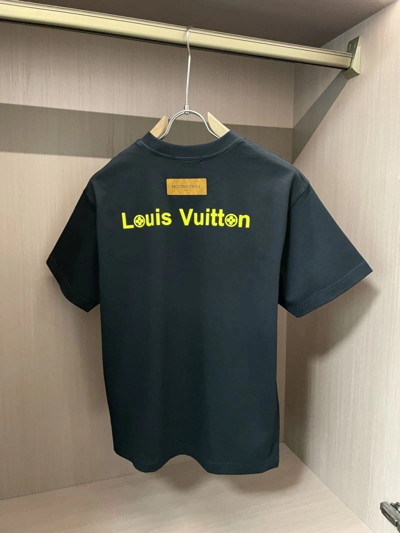 Louis Vuitton T-Shirts Effortless 132471